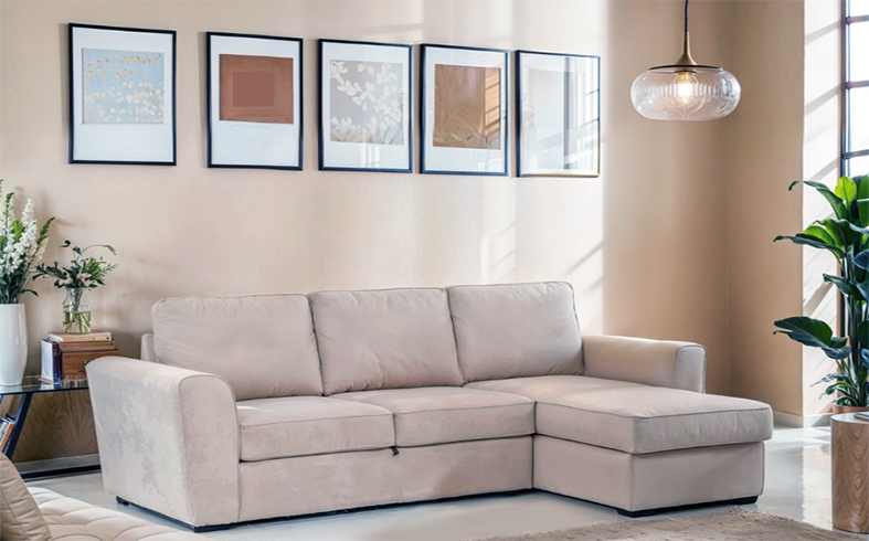 Discover how to choose the ideal chaise longue sofa for your living room, combining comfort and functionality.