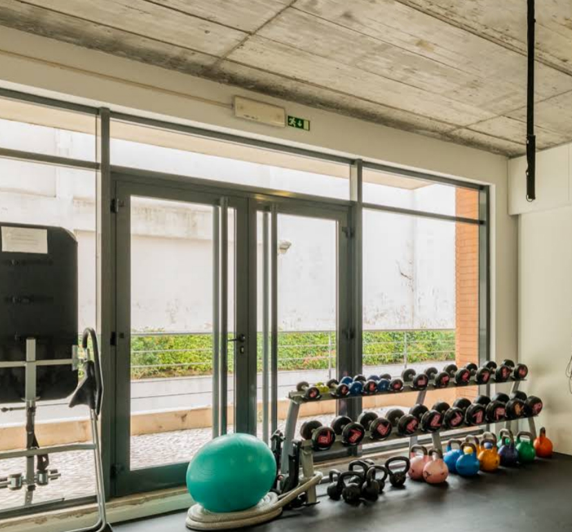 Life Center Lisboa – Centro de Bem-Estar com Yoga, Fisioterapia e Nutrição