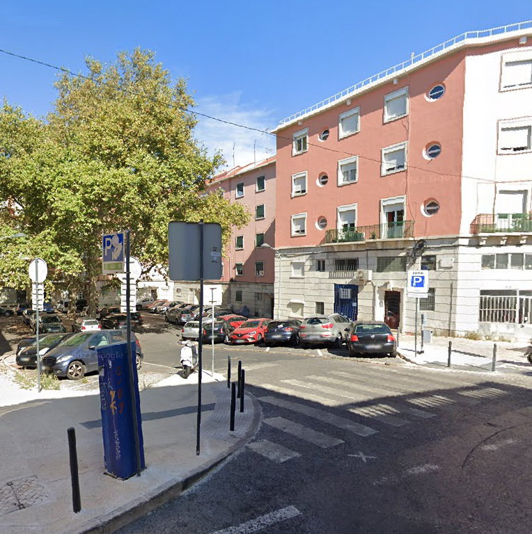 Construtor com mais de quatro décadas de experiência em construção de edifícios residenciais e não residenciais