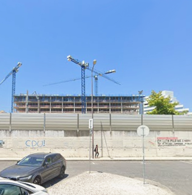 Grupo empresarial de construção civil com atividades complementares em imobiliário e outras áreas