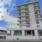 Construção de edifícios e obras de interiores e exteriores