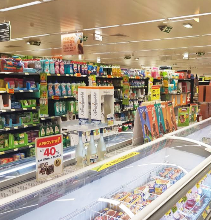 Pingo Doce Albufeira Quinta da Correeira supermercado com produtos frescos, restaurante e serviços de conveniência em Albufeira