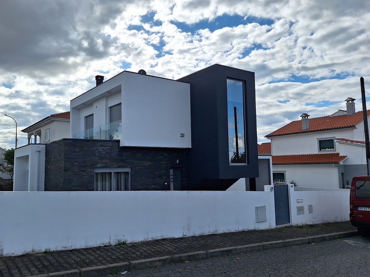 T.L Pinturas e Remodelações foto 4
