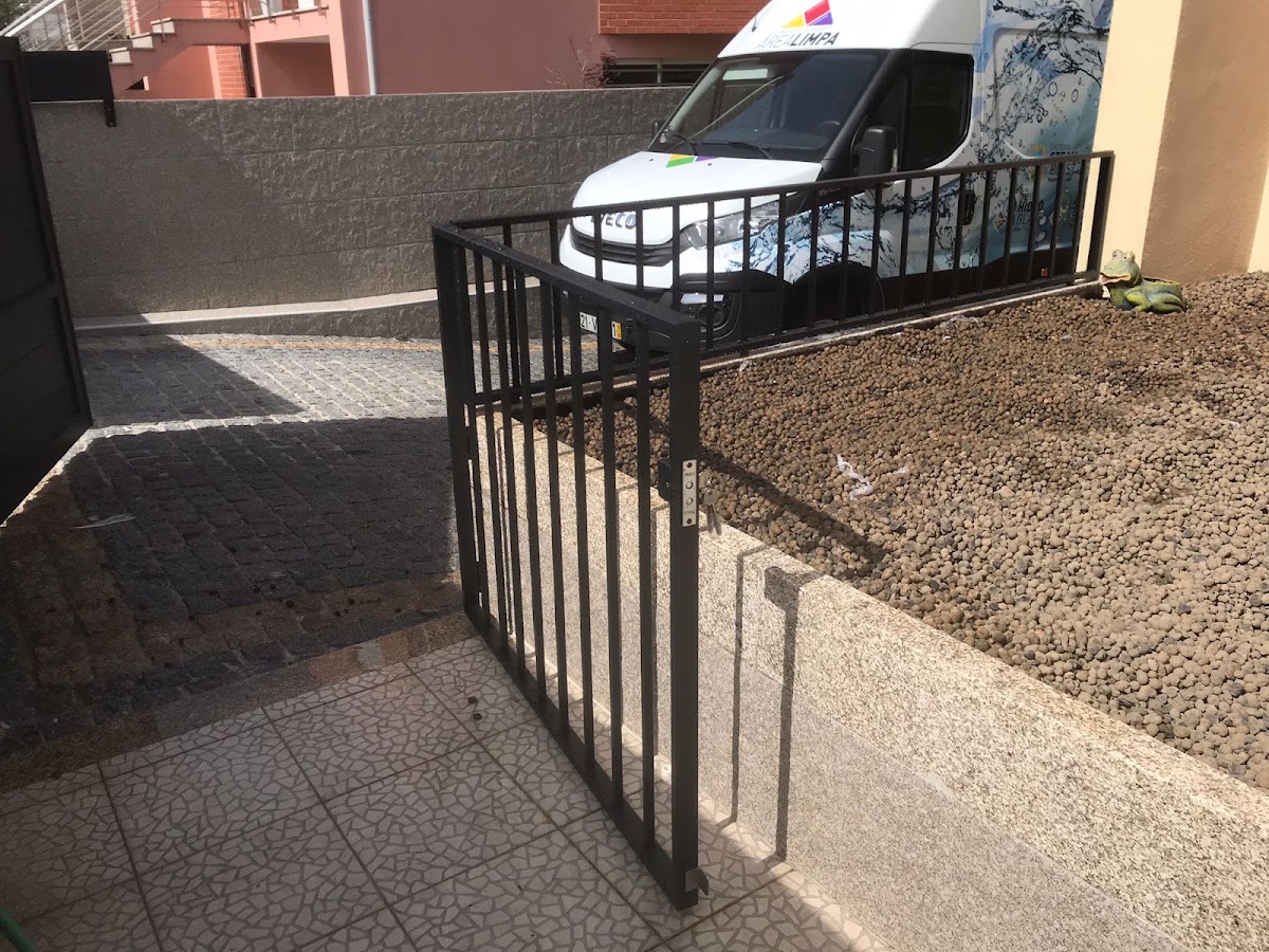 NSF Inox - Serralharia, Lda foto 8