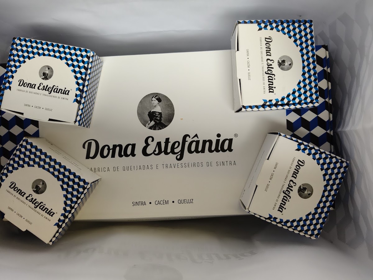 Dona Estefânia - Fábrica de Queijadas e Travesseiros de Sintra foto 4