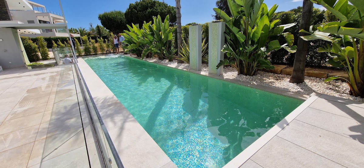 AQUALUX - pools | gardens | wellness & spas foto 8