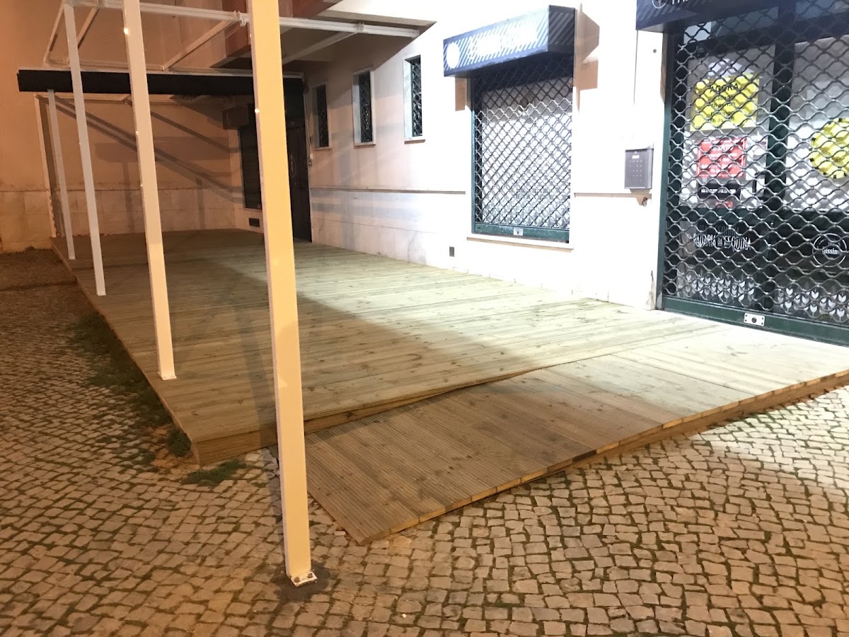 LUIS REBELO - Remodelação e Decoração de Interiores foto 3