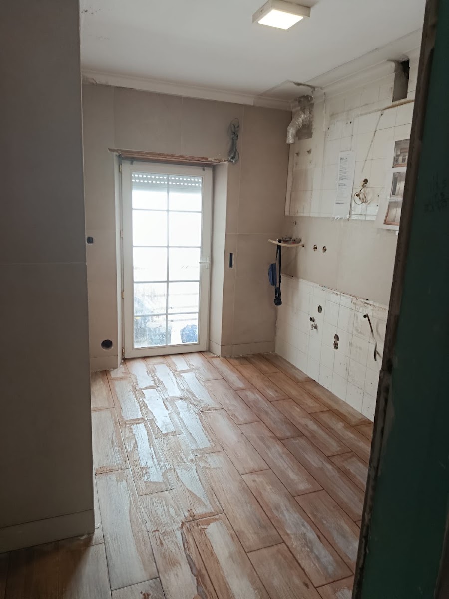 RJ Montagens e Remodelações foto 4