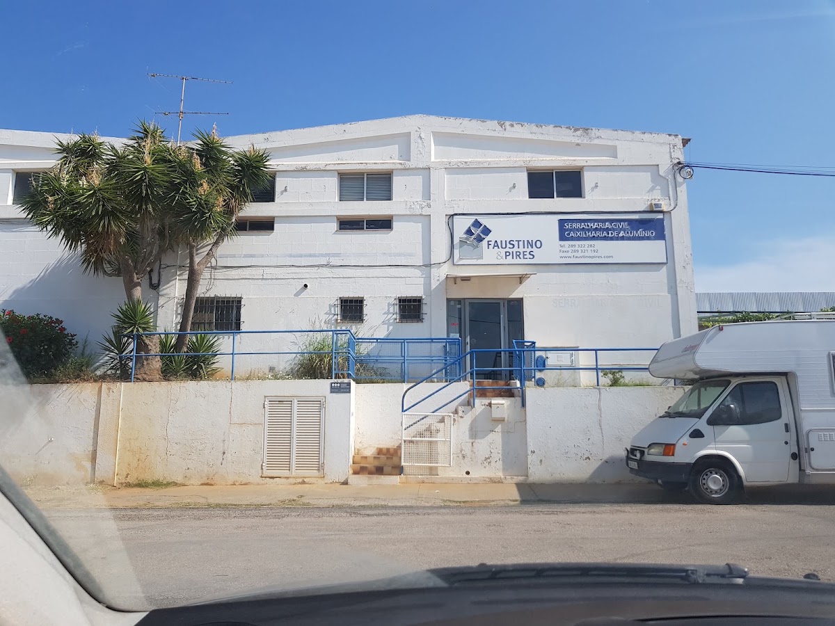 Alumínios Urbano, Lda foto 1