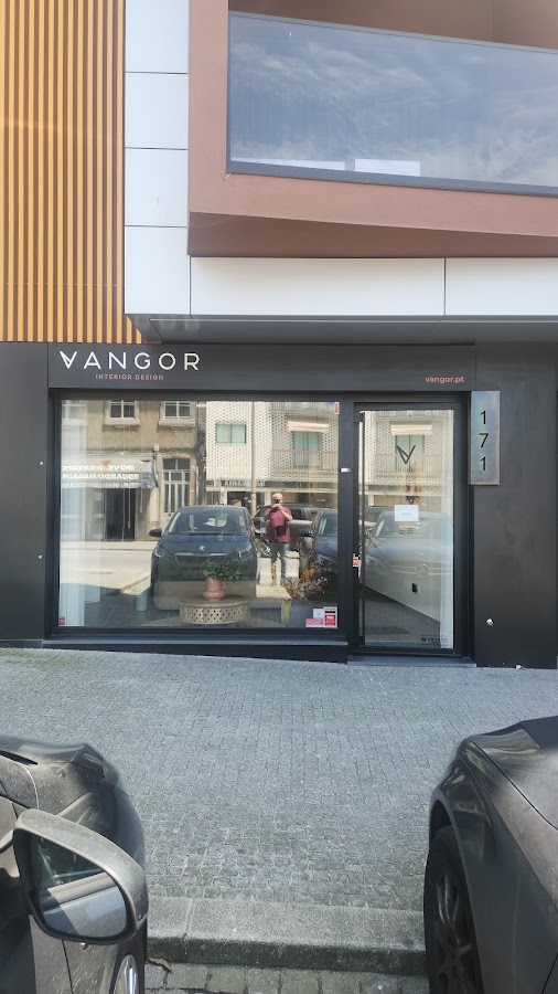 Vangor Gondomar Crasto | Decoração de Interiores foto 9