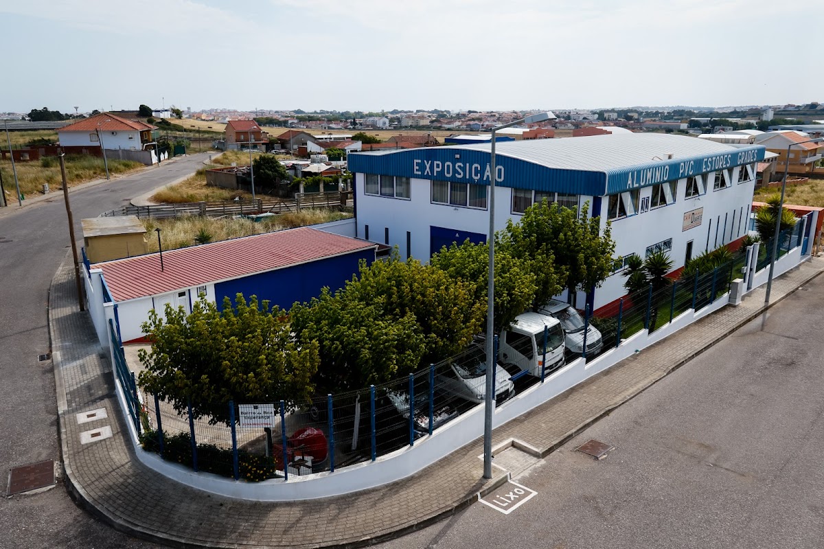 Caixiduarte-indústria De Alumínios Lda foto 2