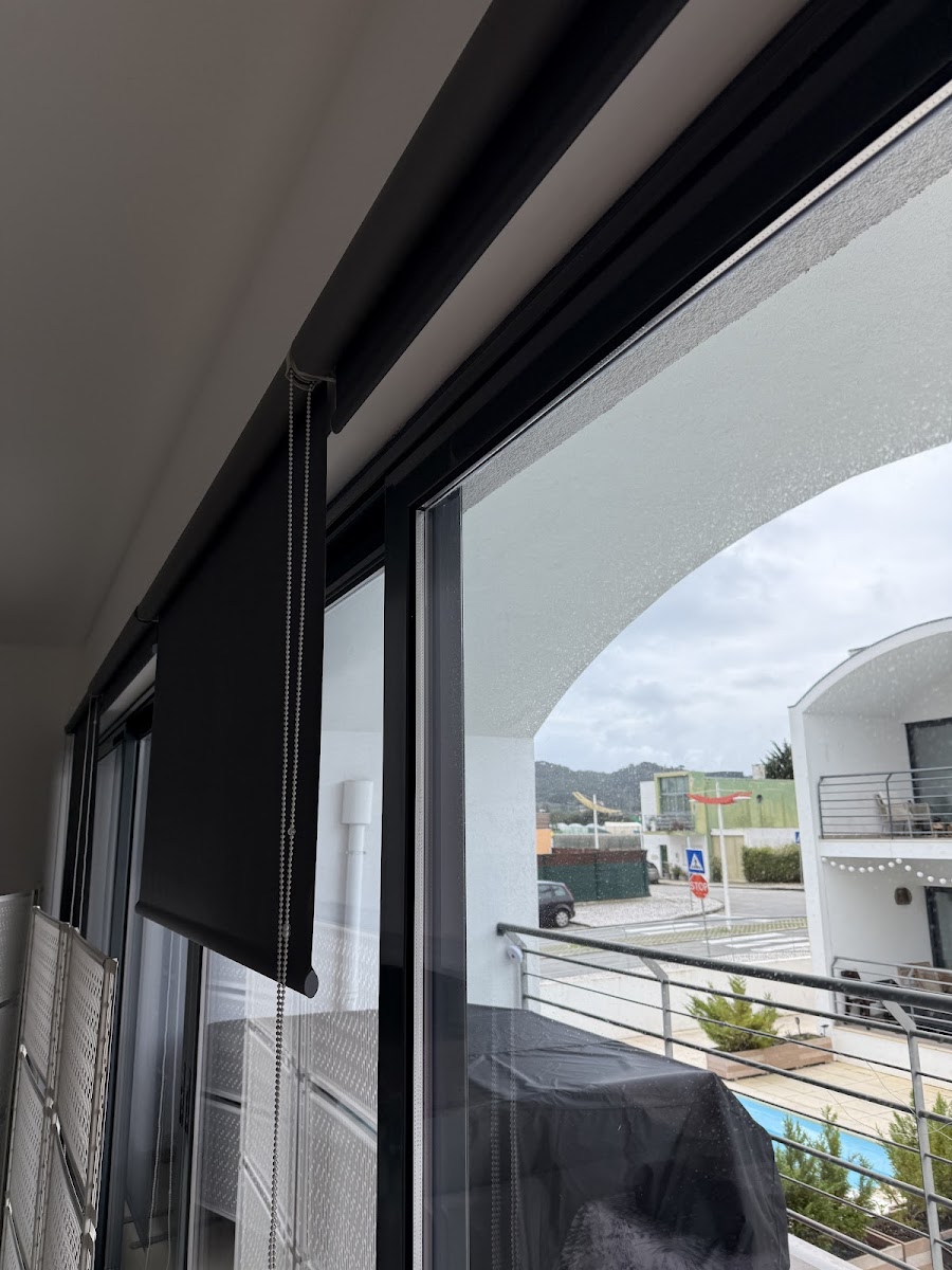 Janelar LDA - Soluções para janelas, portas e estores foto 5