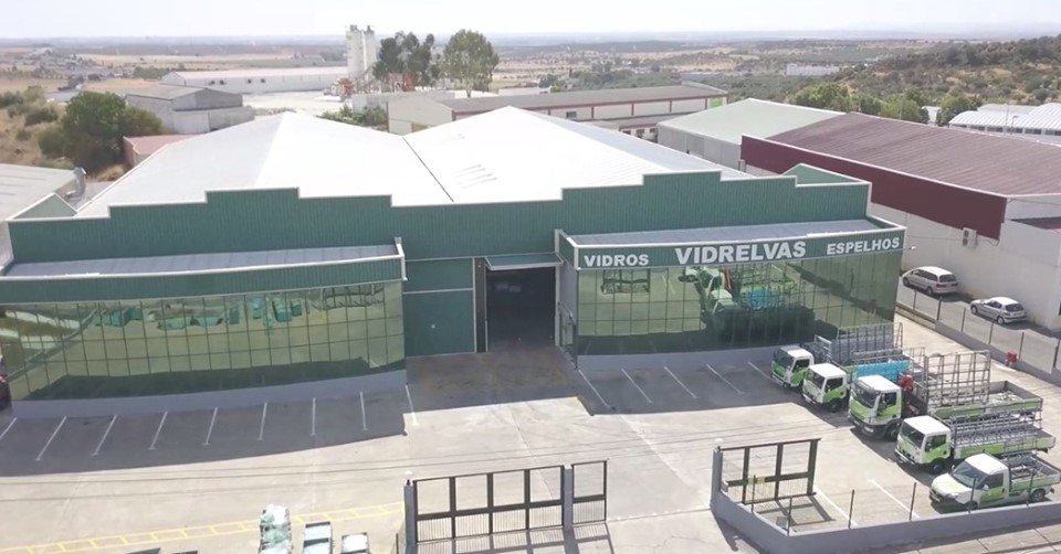 Vidrelvas - Indústria e Comércio de Vidros e Espelhos, Lda. foto 9