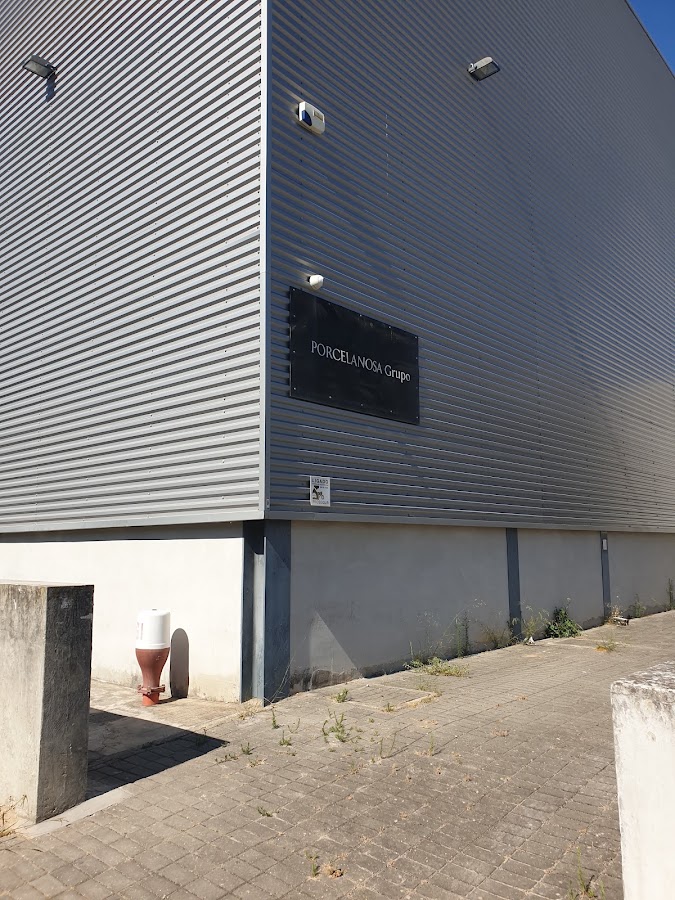 Armazém Porcelanosa foto 3