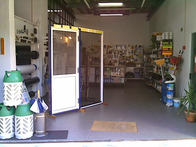 Drogaria do Muro Lda. Ferragens e Ferramentas foto 1