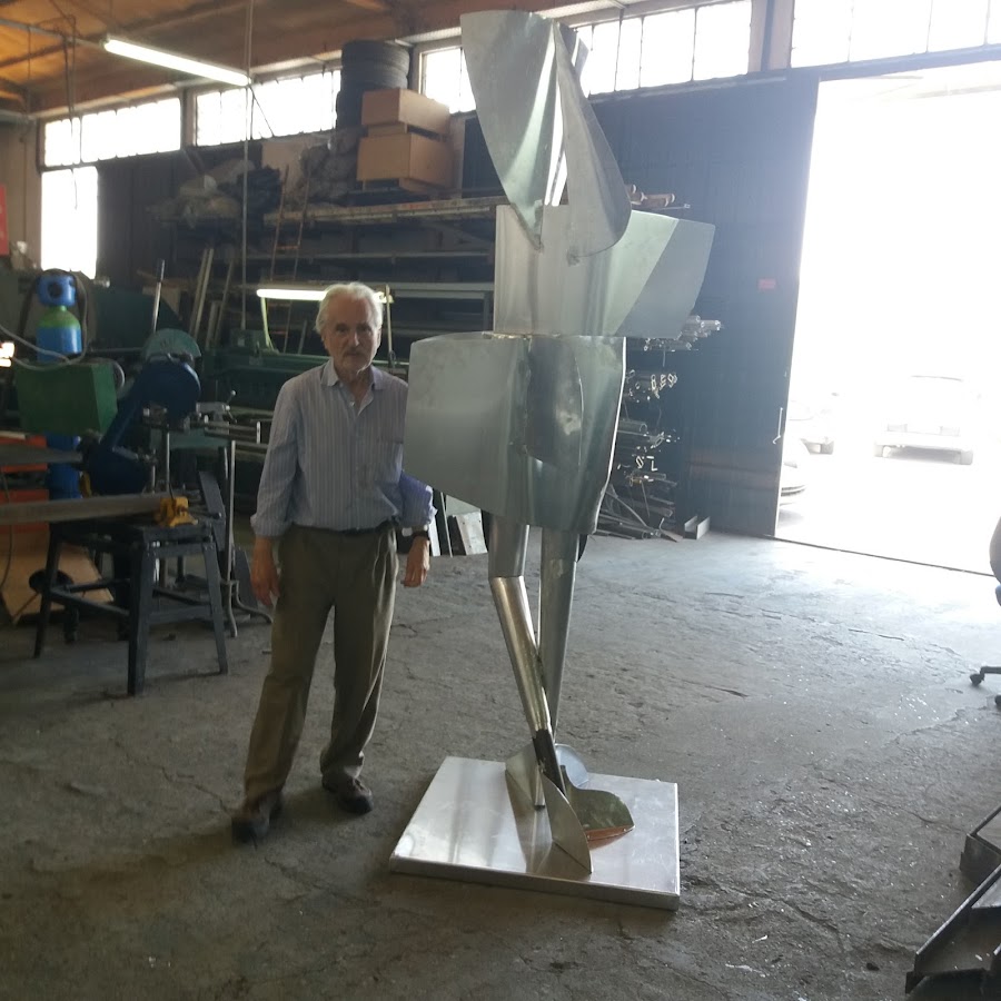 Atelier de Aluminios, Industria Metalurgica, Ldª foto 4