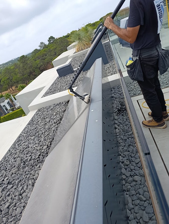 Window Cleaning - WATER CASTLE - Limpeza de Vidros foto 3
