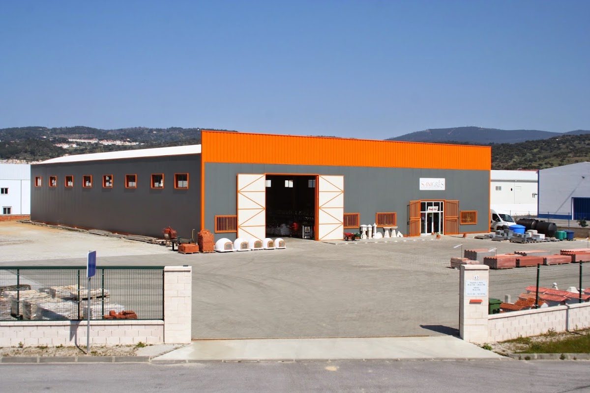 SANIGRES - MATERIAIS DE CONSTRUÇÃO, LDA. foto 3
