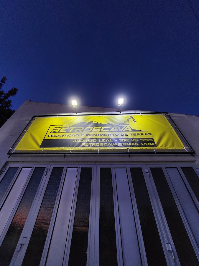 Retroscava - Movimentação de Terras e Materiais de Construção, Lda foto 7