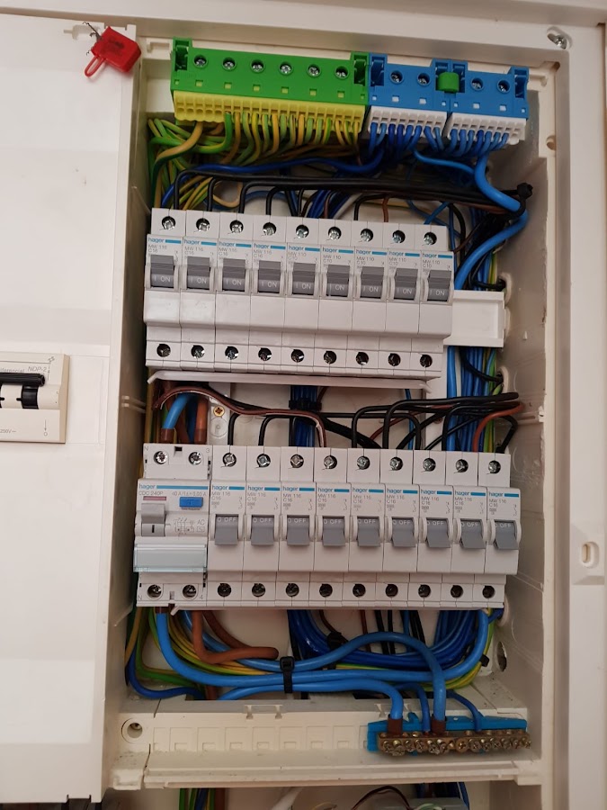 Eletricista Leiria: Lumea foto 6