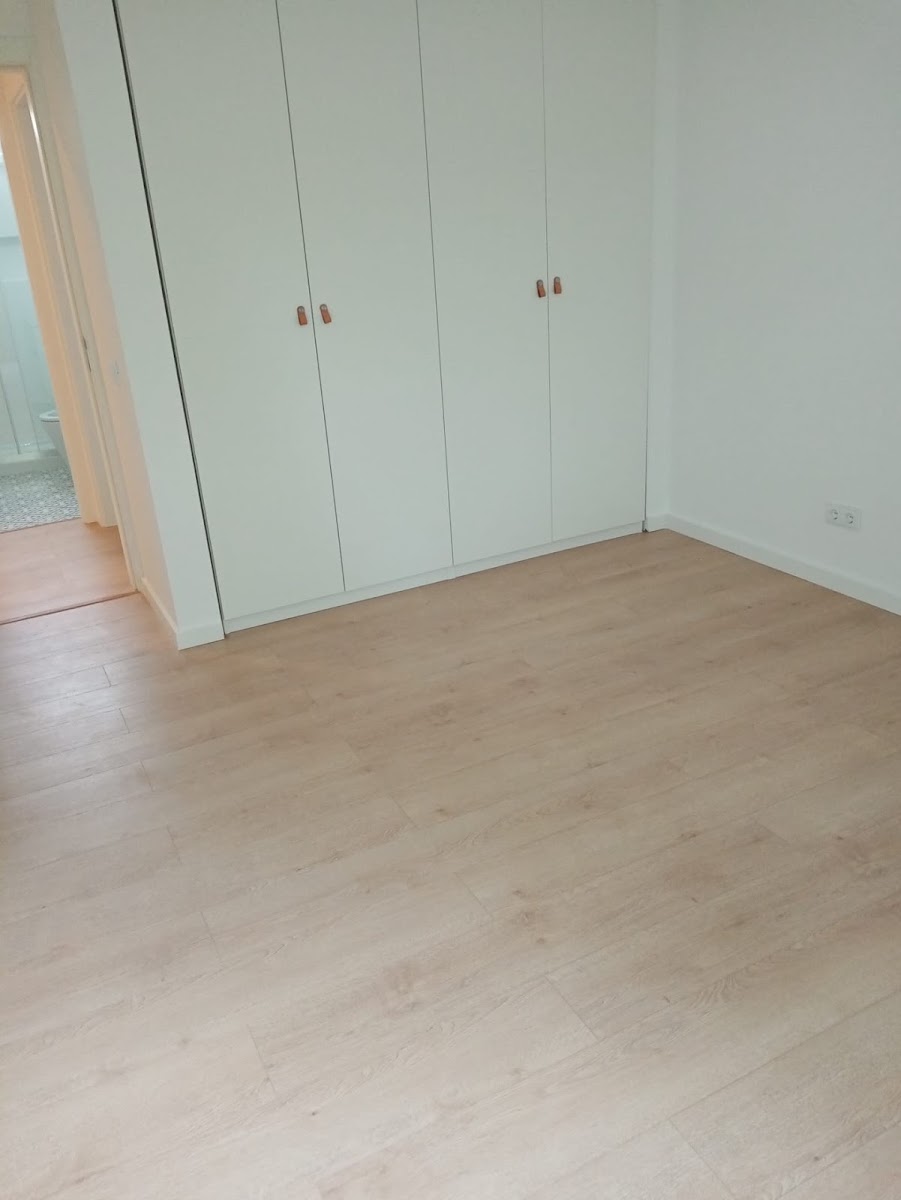 J&Sremodela e constroi foto 10