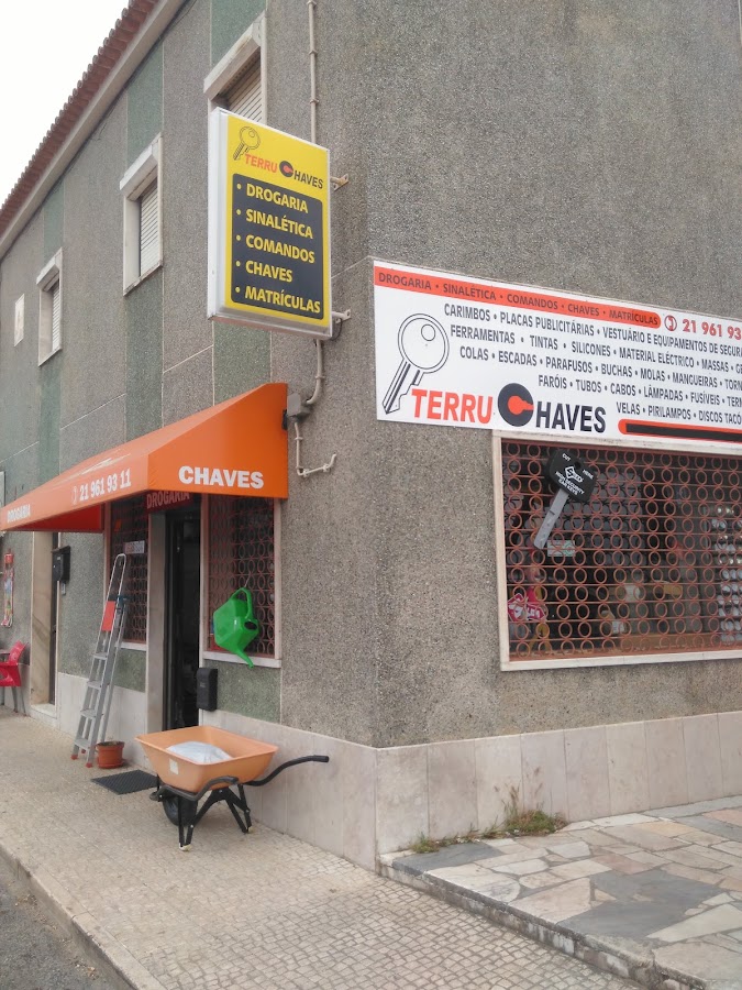 VarzeMetal Drogaria foto 3
