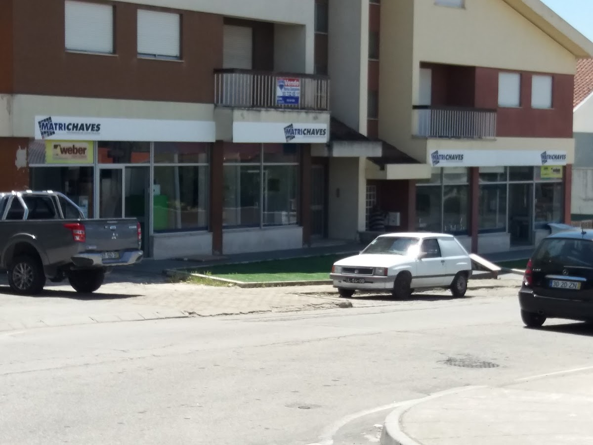 MATRICHAVES - Materiais de Construção Lda foto 1