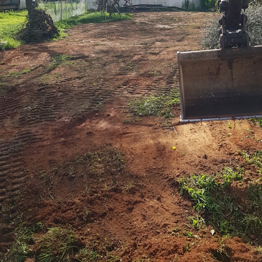Escavaserviçosjardim- ROMAR, GardenScava lda foto 3