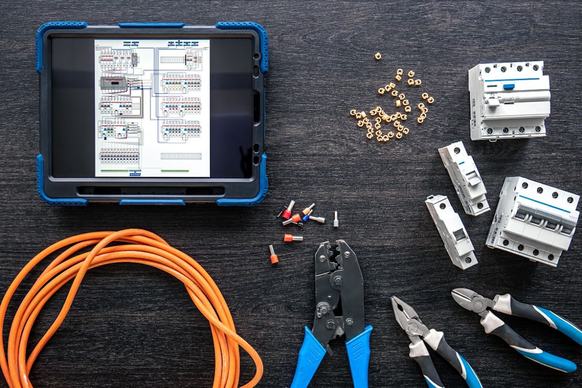 EletroSantosPro | Eletricista Certificado – Instalações e Serviços Elétricos foto 3