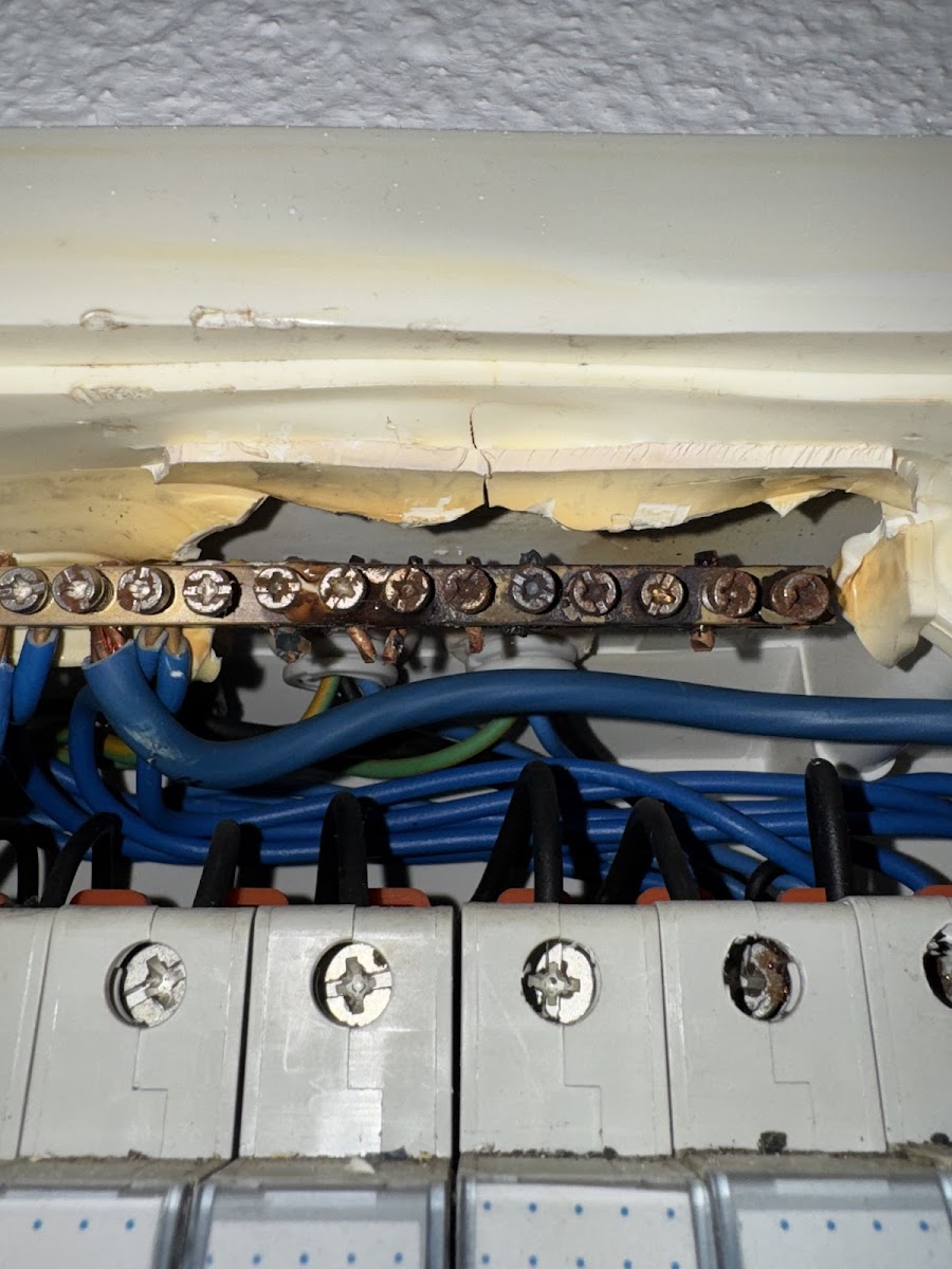 EletroSantosPro | Eletricista Certificado – Instalações e Serviços Elétricos foto 10