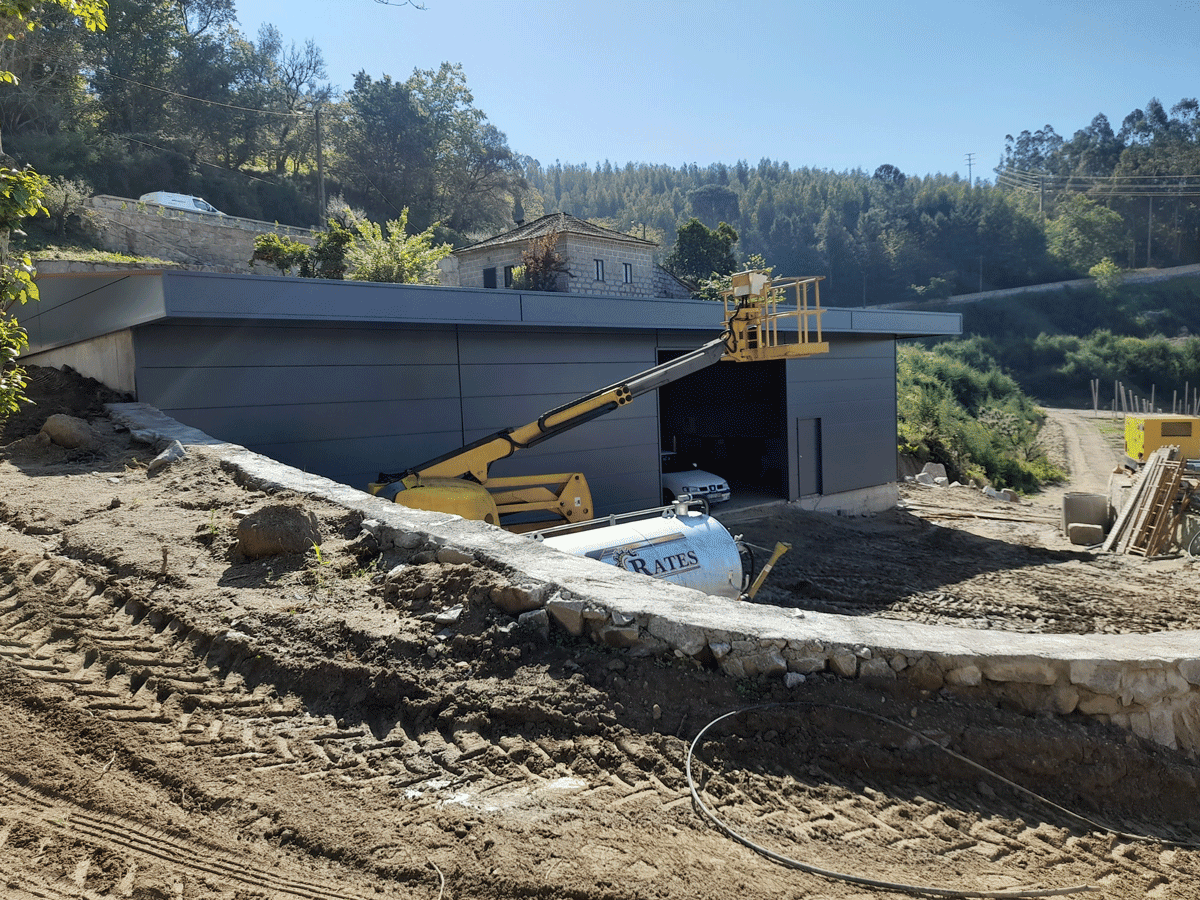 BragaSteel - Montagem e Fabrico de Pavilhões e Estruturas metálicas foto 9
