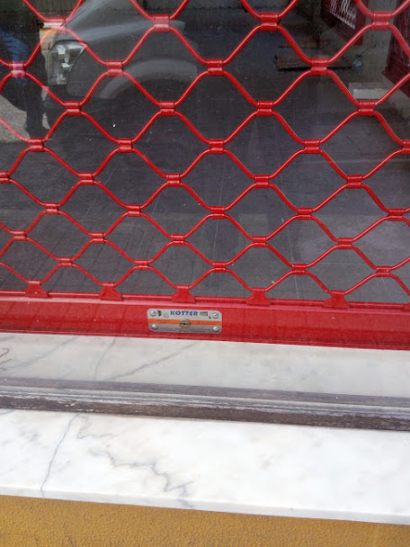 Mundiporta Serviços - Manutenção E Reparação De Portas, Lda. foto 3